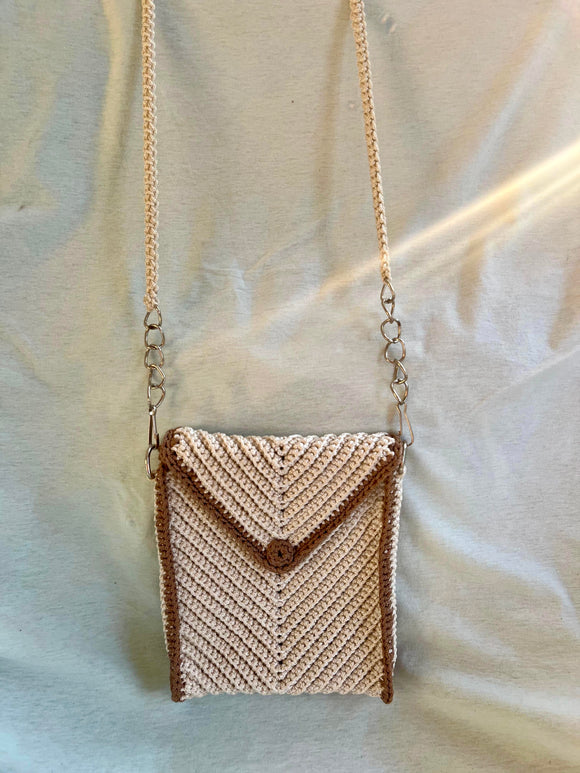 knitted-macrame-bag